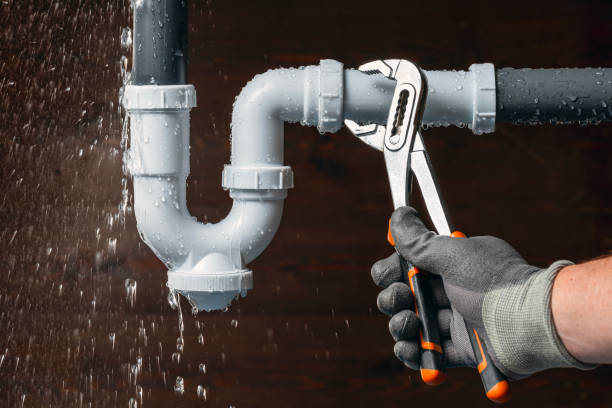 Professional Pipe Repair technician working in Markle, IN